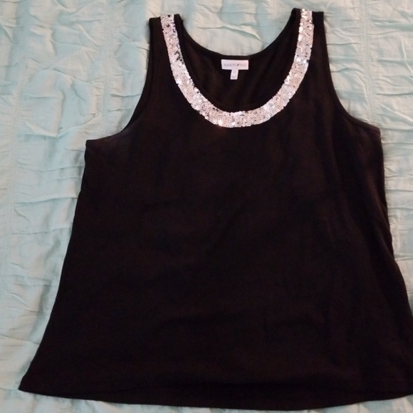 Fashion Bug Tops - FASHION BUG NWOT BLACK WITH SEQUIN ACCENT TANK TOP Fashion Bug Tops - FASHION BUG NWOT BLACK WITH SEQUIN ACCENT TANK TOP